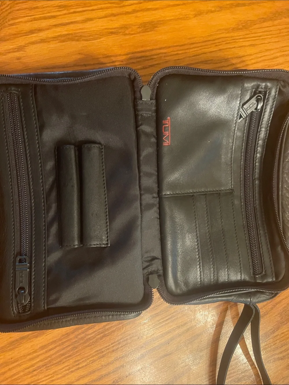 Tumi Black Leather Wristlet Organizer